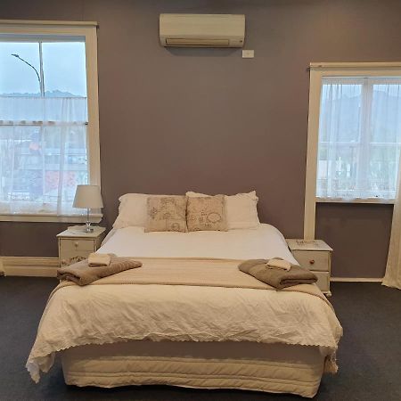 Blackfern Boutique Te Kuiti Luaran gambar