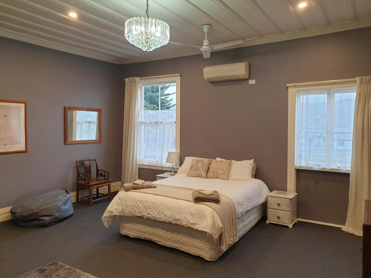 Blackfern Boutique Te Kuiti Luaran gambar