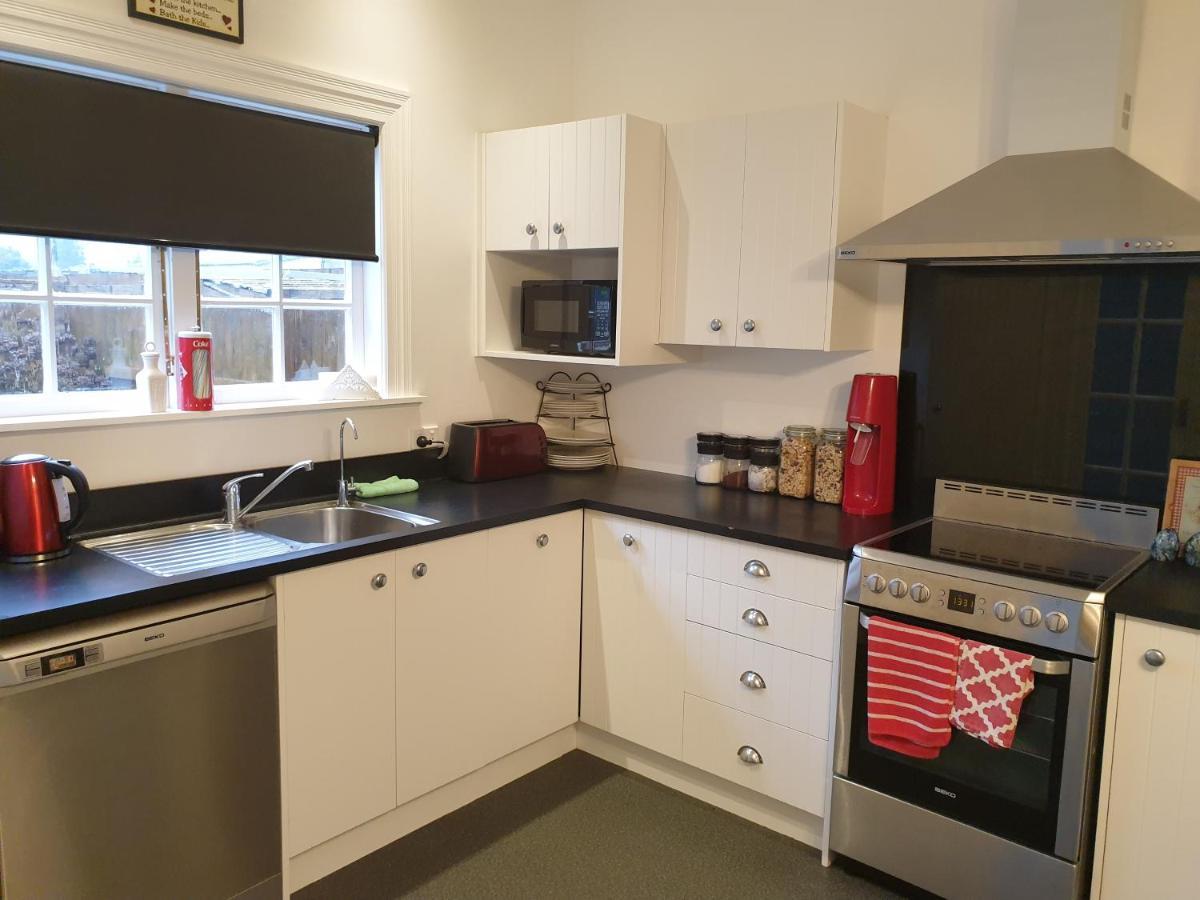 Blackfern Boutique Te Kuiti Luaran gambar